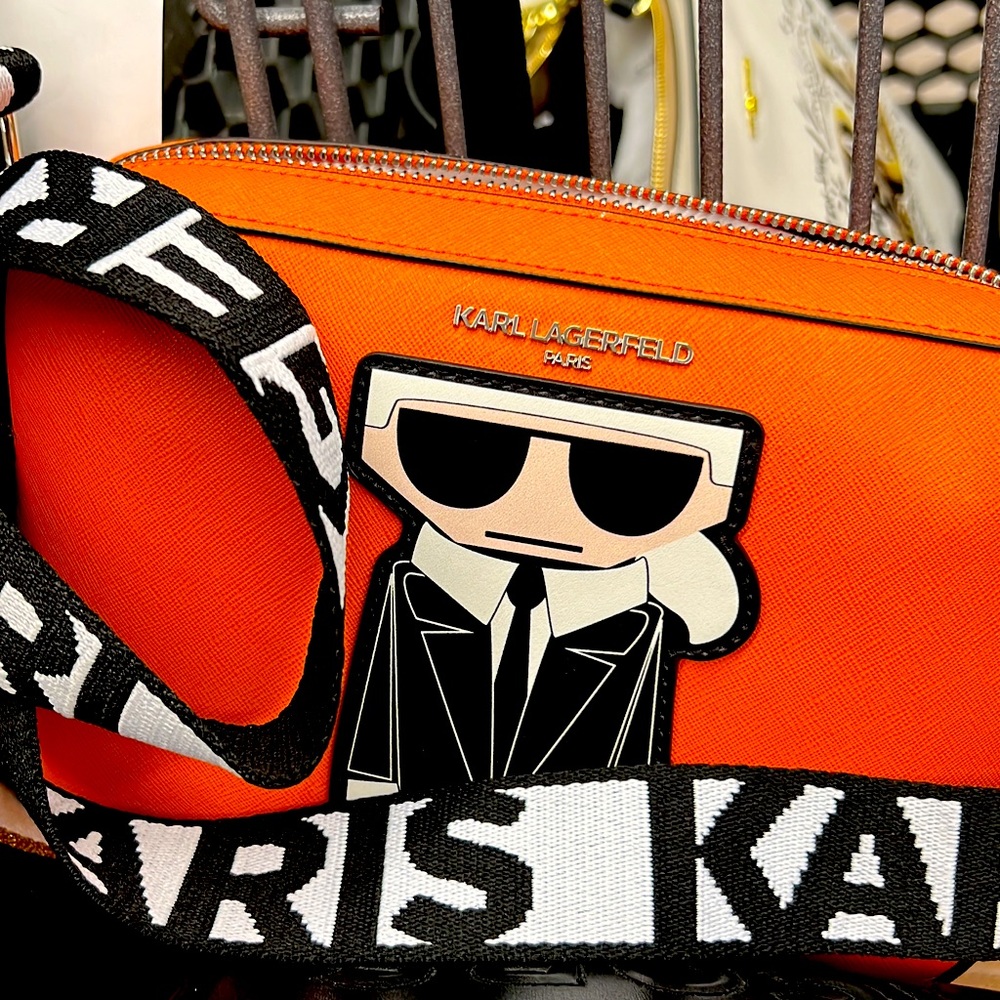 Shoulder bag